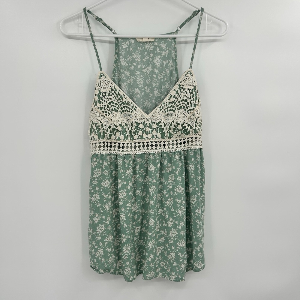 E&M Sage Green Floral Crochet Lace Cami Top Boho Cottagecore Size M Babydoll